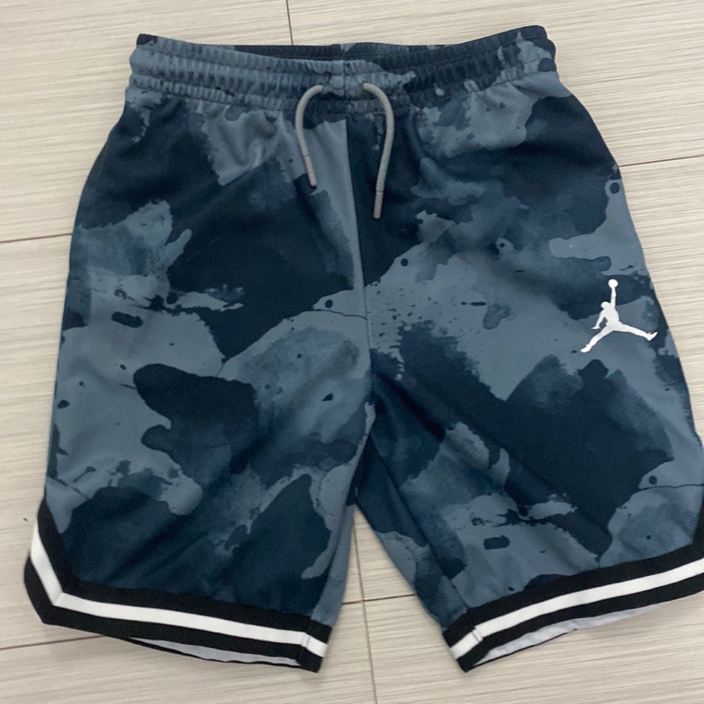 Blue jordan shorts youth boys large